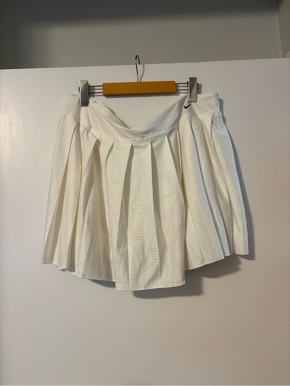 Nike White Pleated Tennis Skirt